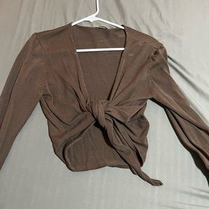Brown cropped wrap tee